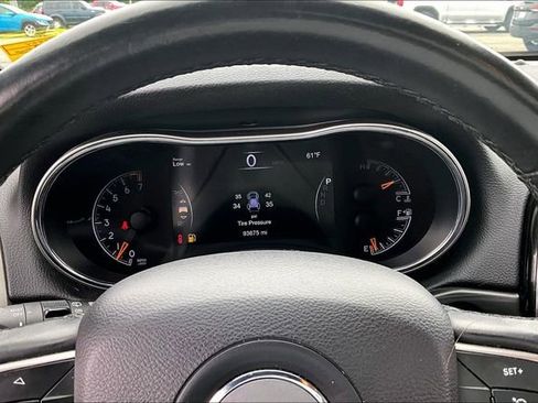 Used 2019 Jeep Grand Cherokee Limited AWD/4WD image 13