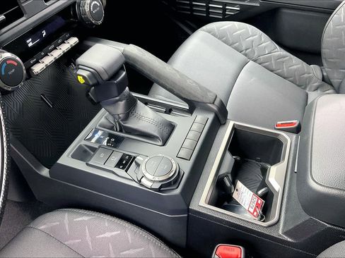 New 2026 Toyota Tacoma SR5 image 8