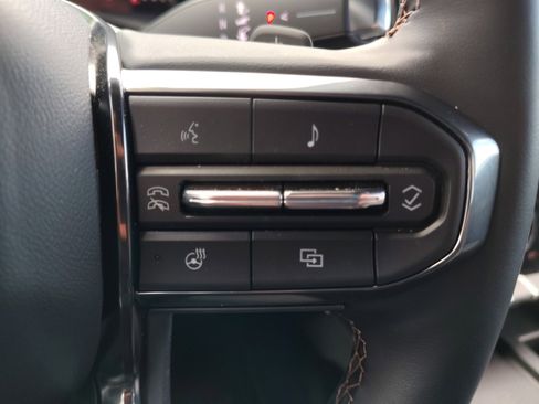 New 2026 GMC Acadia AT4 w/ LPO, Floor Liner Package image 27