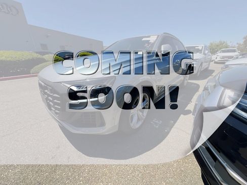Used 2023 Audi Q8 Premium Plus w/ Premium Plus Package AWD/4WD image 1