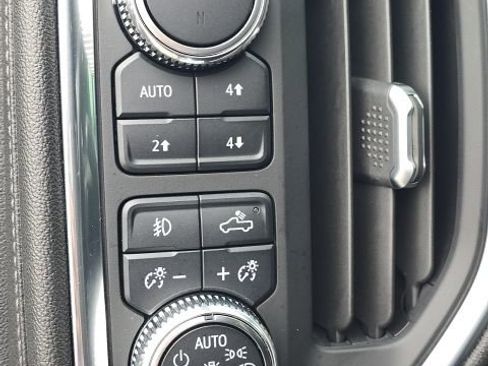 Used 2022 GMC Sierra 2500 Denali w/ Denali Ultimate Package image 27