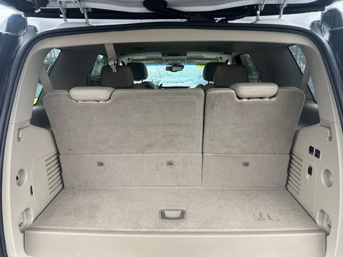 Used 2016 Cadillac Escalade Premium image 37