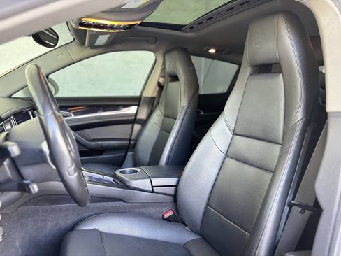 Used 2013 Porsche Panamera image 15