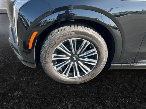 New 2026 Cadillac Escalade IQ Sport 1 w/ LPO, Floor Liner Package AWD/4WD image 9