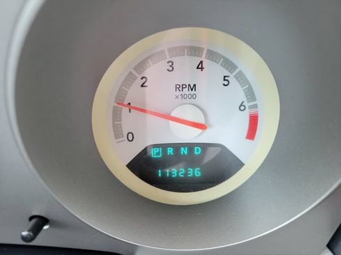 Used 2008 Dodge Avenger SE FWD image 19