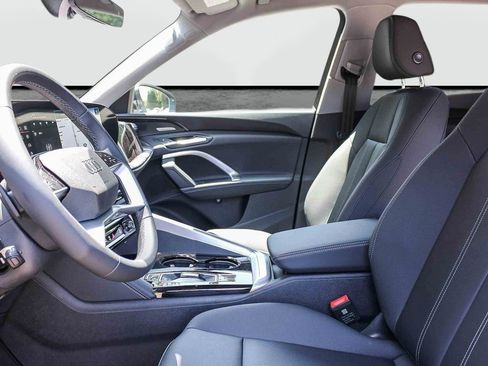 Used 2025 Audi Q5 Premium Plus image 19