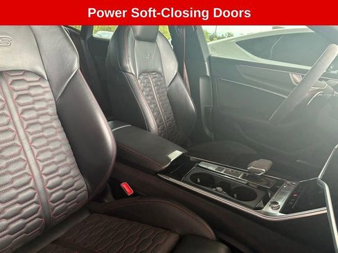 Used 2022 Audi RS 7 Sportback w/ Black Optic Package AWD/4WD image 11