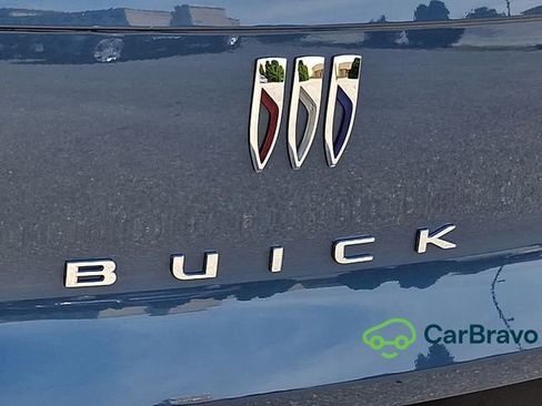 Used 2025 Buick Envista Preferred w/ Convenience I Package FWD image 31