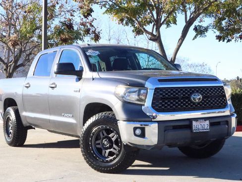 Used 2018 Toyota Tundra SR5 image 40