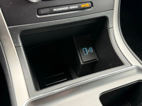 Used 2024 Ford Edge ST-Line image 30