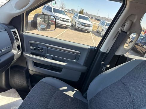 Used 2018 RAM 3500 Big Horn AWD/4WD image 17