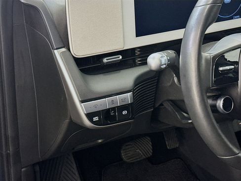 Used 2024 Hyundai Ioniq 5 SEL image 17