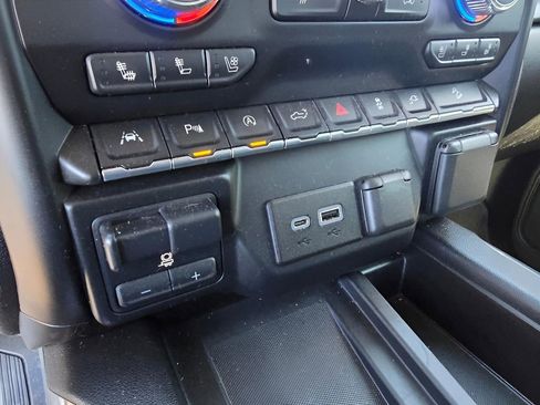 Used 2019 GMC Sierra 1500 SLT w/ SLT Premium Plus Package image 19