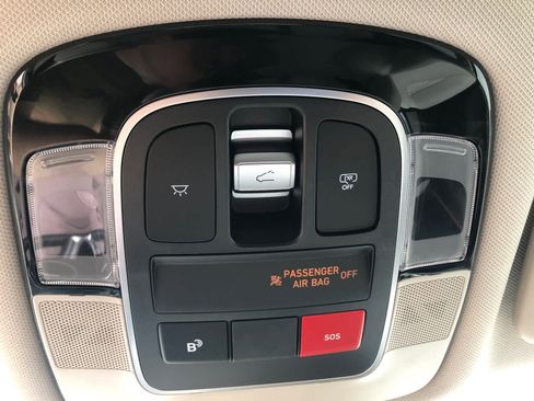 Used 2025 Hyundai Tucson SEL AWD/4WD image 21