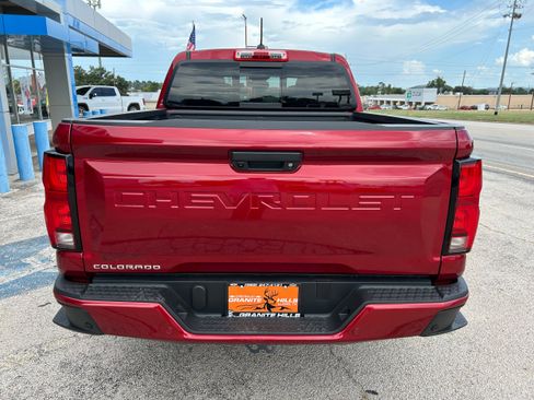 New 2025 Chevrolet Colorado LT w/ LT Convenience Package RWD image 3