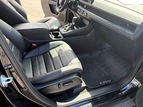 Used 2025 Honda CR-V Sport-L image 36