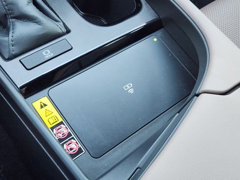 Used 2024 Lexus ES 350 w/ Premium Package image 25