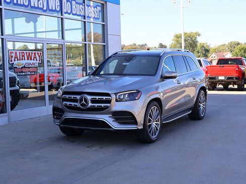 Used 2022 Mercedes-Benz GLS 450 4MATIC image 6