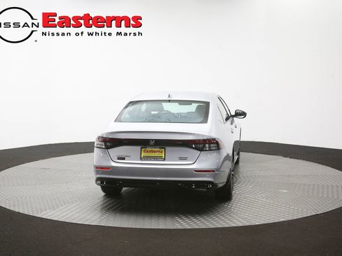Used 2024 Honda Accord Touring image 38