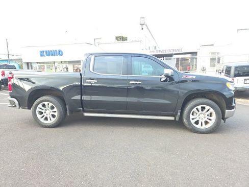 Used 2023 Chevrolet Silverado 1500 LTZ w/ LTZ Convenience Package II image 2