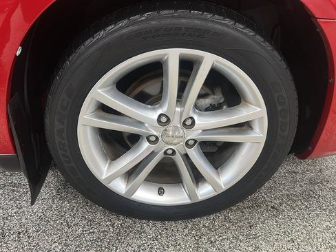 Used 2011 Dodge Avenger Heat FWD image 13
