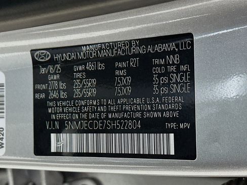 Certified 2025 Hyundai Tucson Limited AWD/4WD image 33