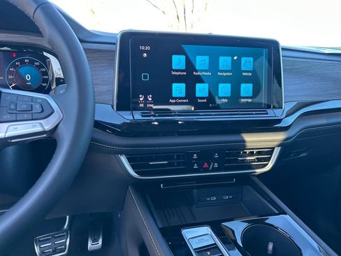 New 2026 Volkswagen Atlas SEL Premium R-Line image 19