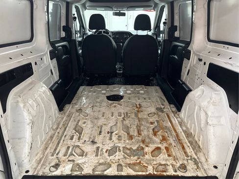 Used 2022 RAM ProMaster City Tradesman FWD image 16