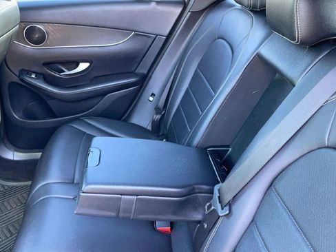 Used 2016 Mercedes-Benz GLC 300 4MATIC image 37