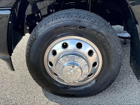 Used 2026 RAM 3500 Laramie w/ Sport Appearance Package AWD/4WD image 7