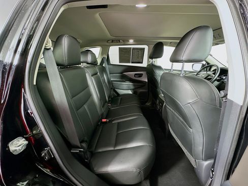 Used 2020 Nissan Murano SV w/ Premium Package FWD image 25