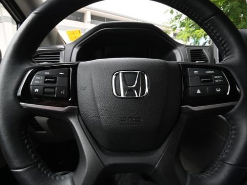 Used 2025 Honda Odyssey EX-L image 14