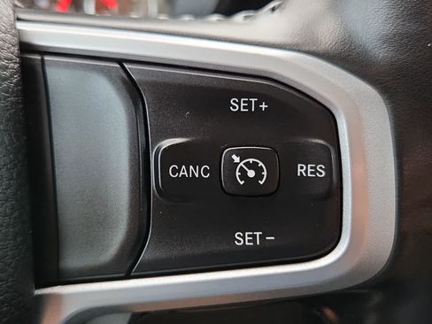 Used 2020 RAM 1500 Lone Star RWD image 23