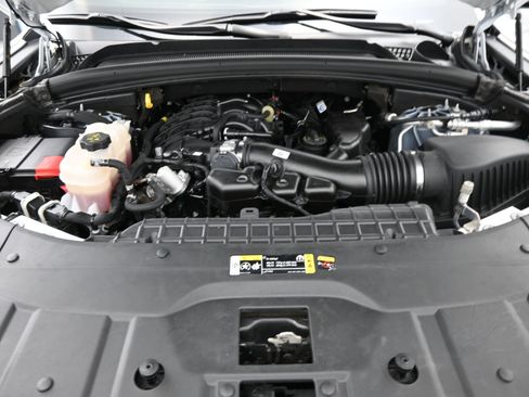 Used 2024 Jeep Grand Cherokee L Laredo image 17