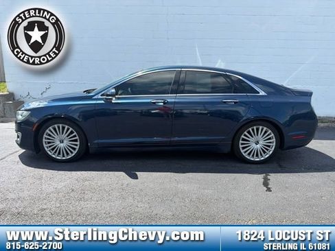 Used 2017 Lincoln MKZ Reserve w/ Technology Package AWD/4WD image 2