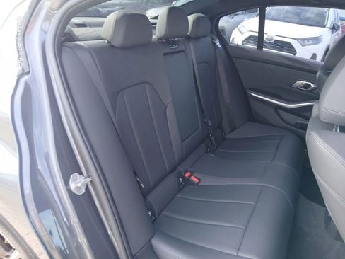Used 2019 BMW 330i Sedan w/ Convenience Package RWD image 16