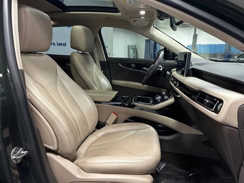 Used 2022 Lincoln Nautilus Reserve AWD/4WD image 25