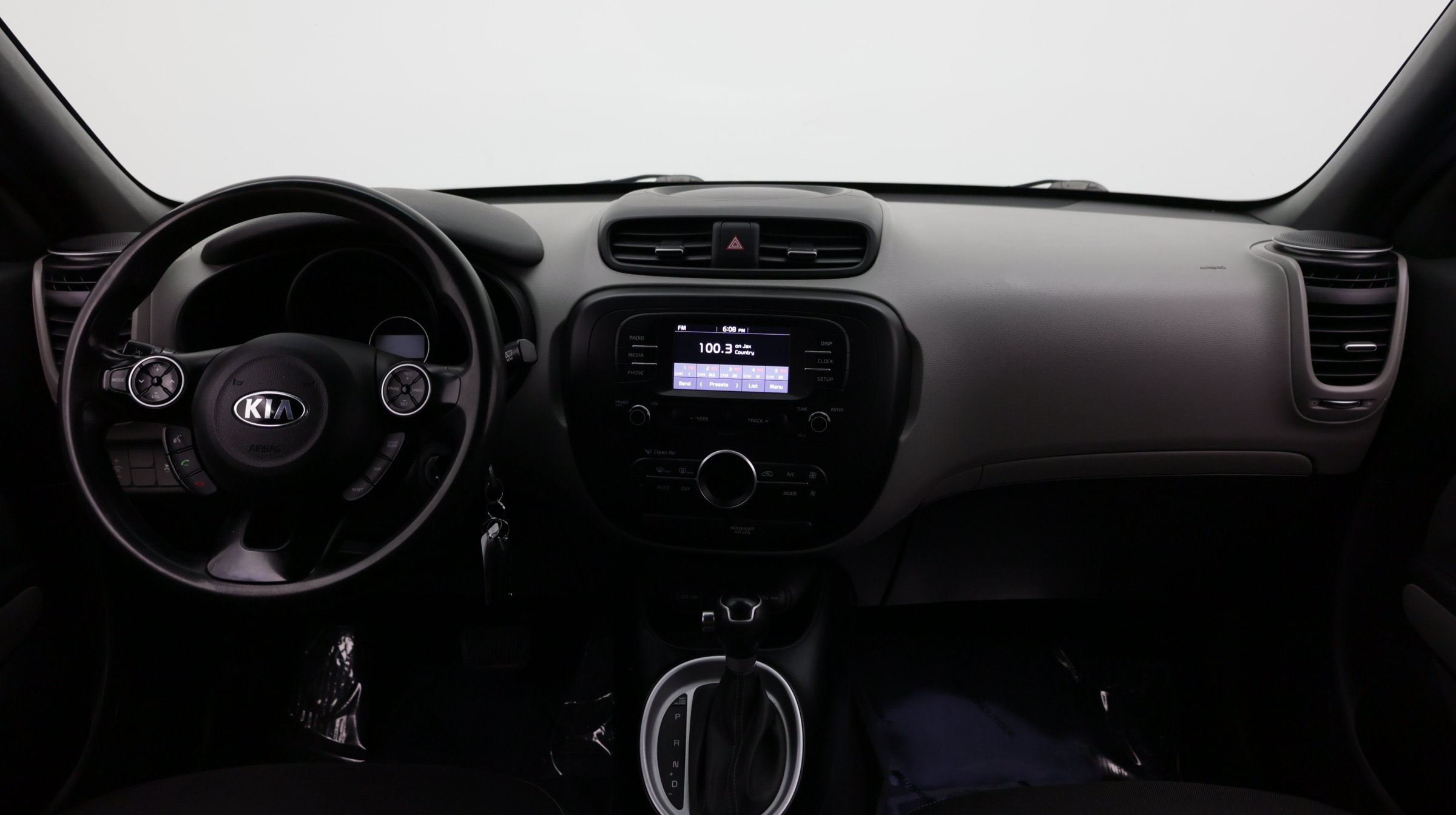 Used 2017 Kia Soul + FWD image 34