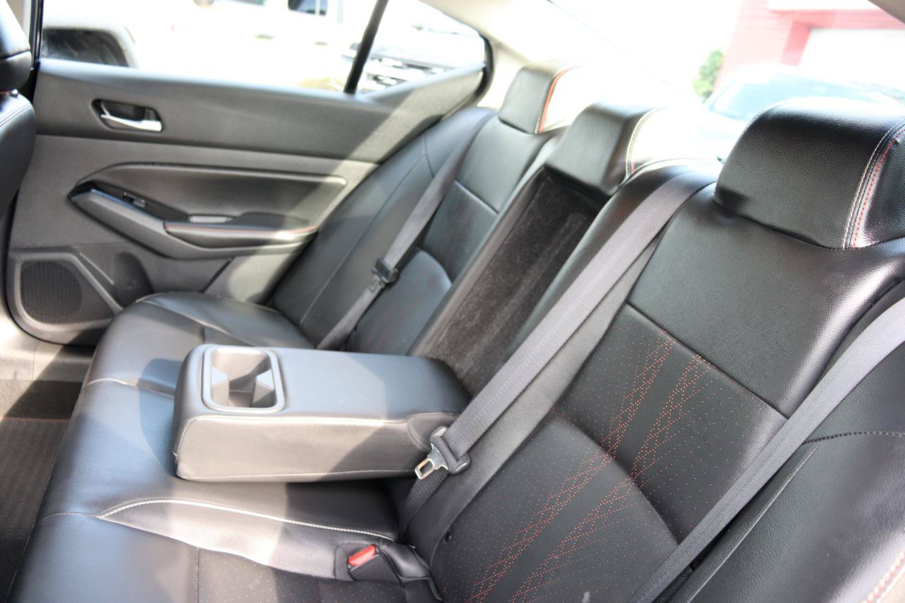 Used 2024 Nissan Altima 2.5 SR w/ SR Premium Package FWD image 23