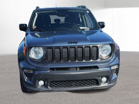 Used 2023 Jeep Renegade Altitude AWD/4WD image 3