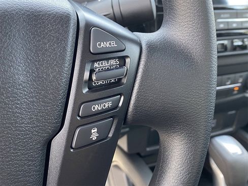 New 2026 Nissan Frontier SV image 31