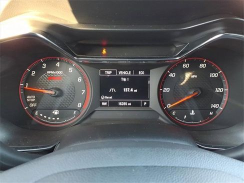 Used 2023 Chevrolet TrailBlazer RS w/ Sun and Liftgate Package image 23