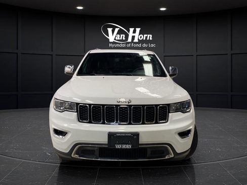 Used 2018 Jeep Grand Cherokee Limited AWD/4WD image 2