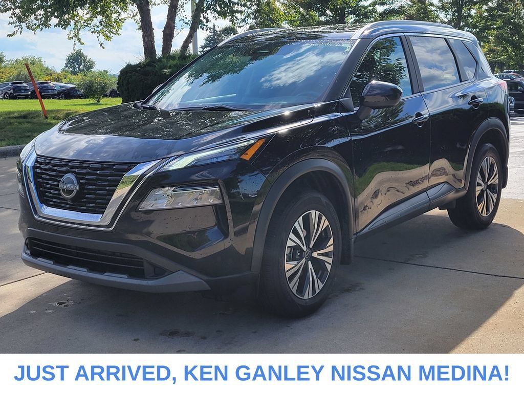 Certified 2023 Nissan Rogue SV w/ SV Premium B Package AWD/4WD image 7