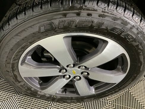 Used 2019 Chevrolet Traverse LT w/ LT Premium Package image 45