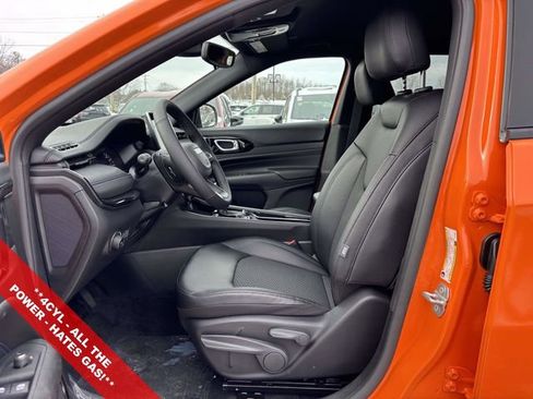 New 2026 Jeep Compass Latitude image 3