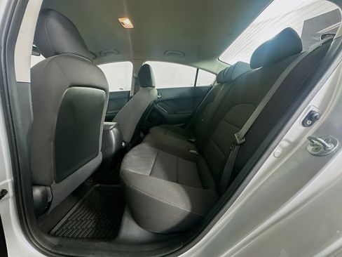 Used 2016 Kia Forte LX FWD image 25