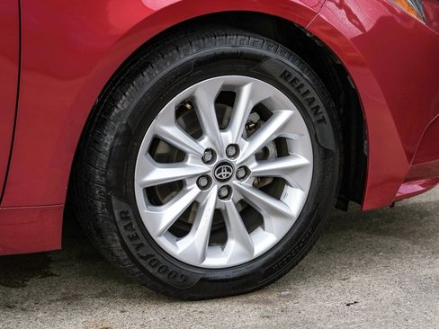 Used 2020 Toyota Corolla XLE image 57