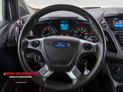 Used 2016 Ford Transit Connect XLT image 21
