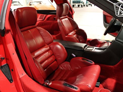 Used 1990 Chevrolet Corvette Coupe RWD image 33